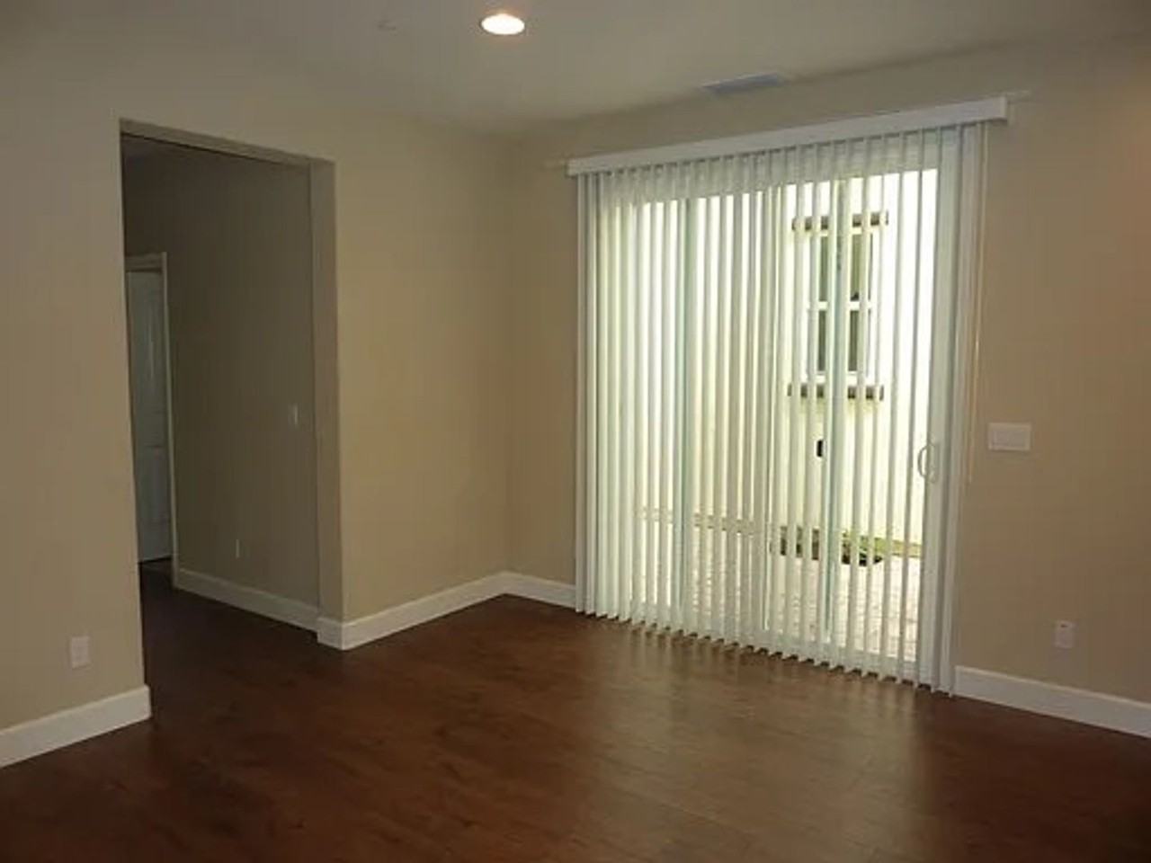 516 Dijon Pl - Photo 4 of 9