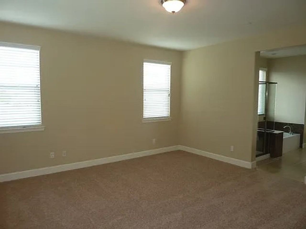 516 Dijon Pl - Photo 5 of 9
