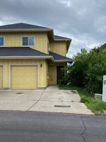 featured image of 1714 Ne Lotus Dr