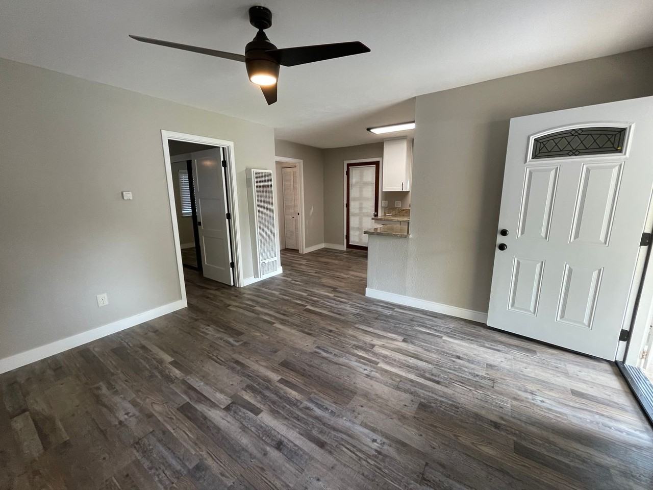 2647 Pope Ave - Photo 5 of 9