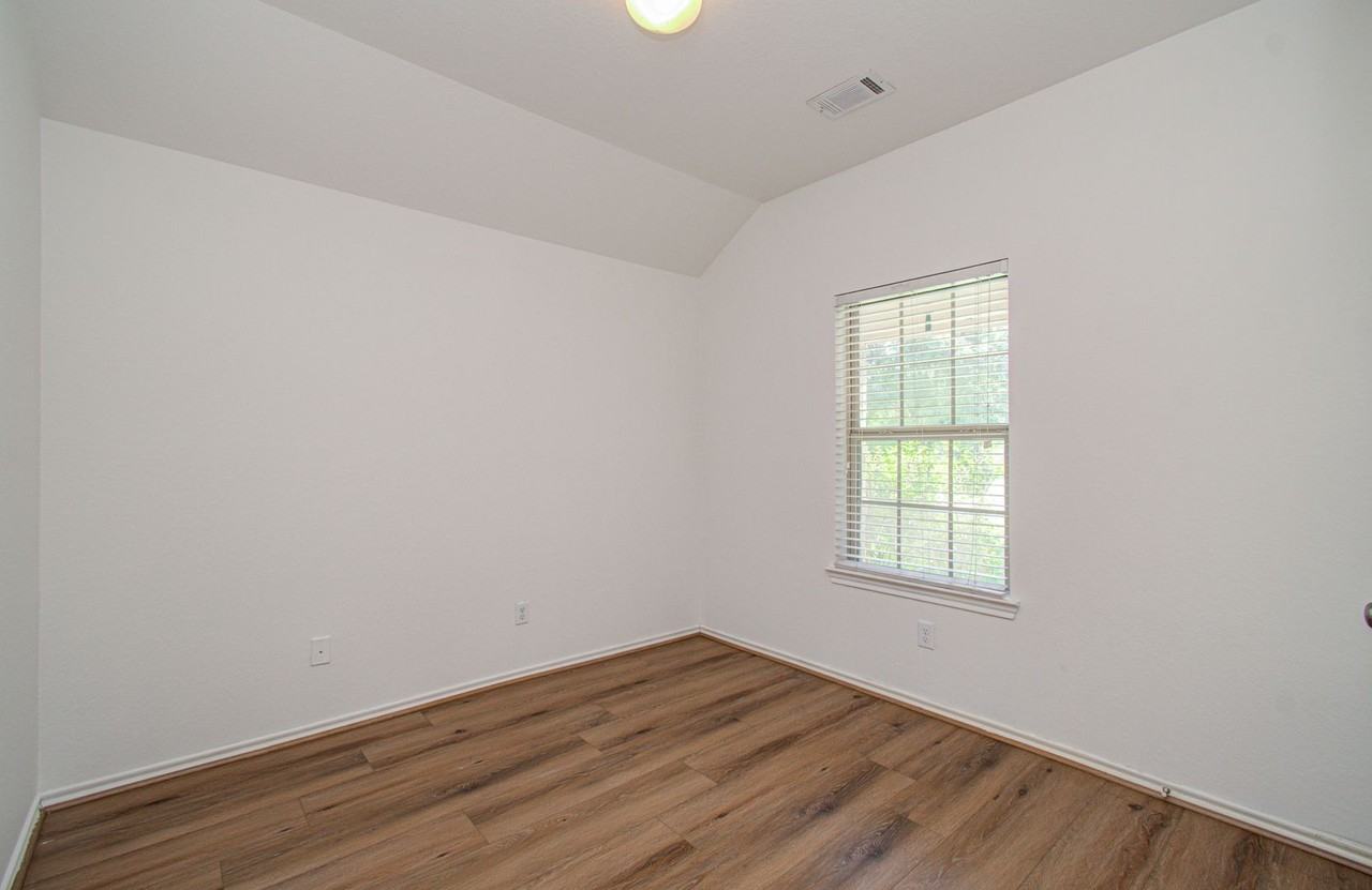 13822 Roman Ridge Ln - Photo 7 of 29