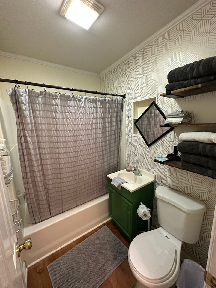 604 Wheeler St - Photo 3 of 8
