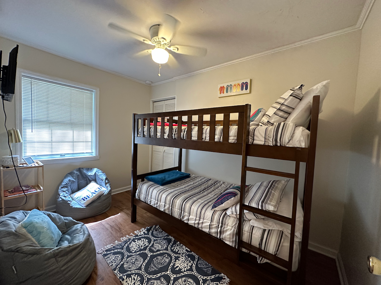 604 Wheeler St - Photo 4 of 8