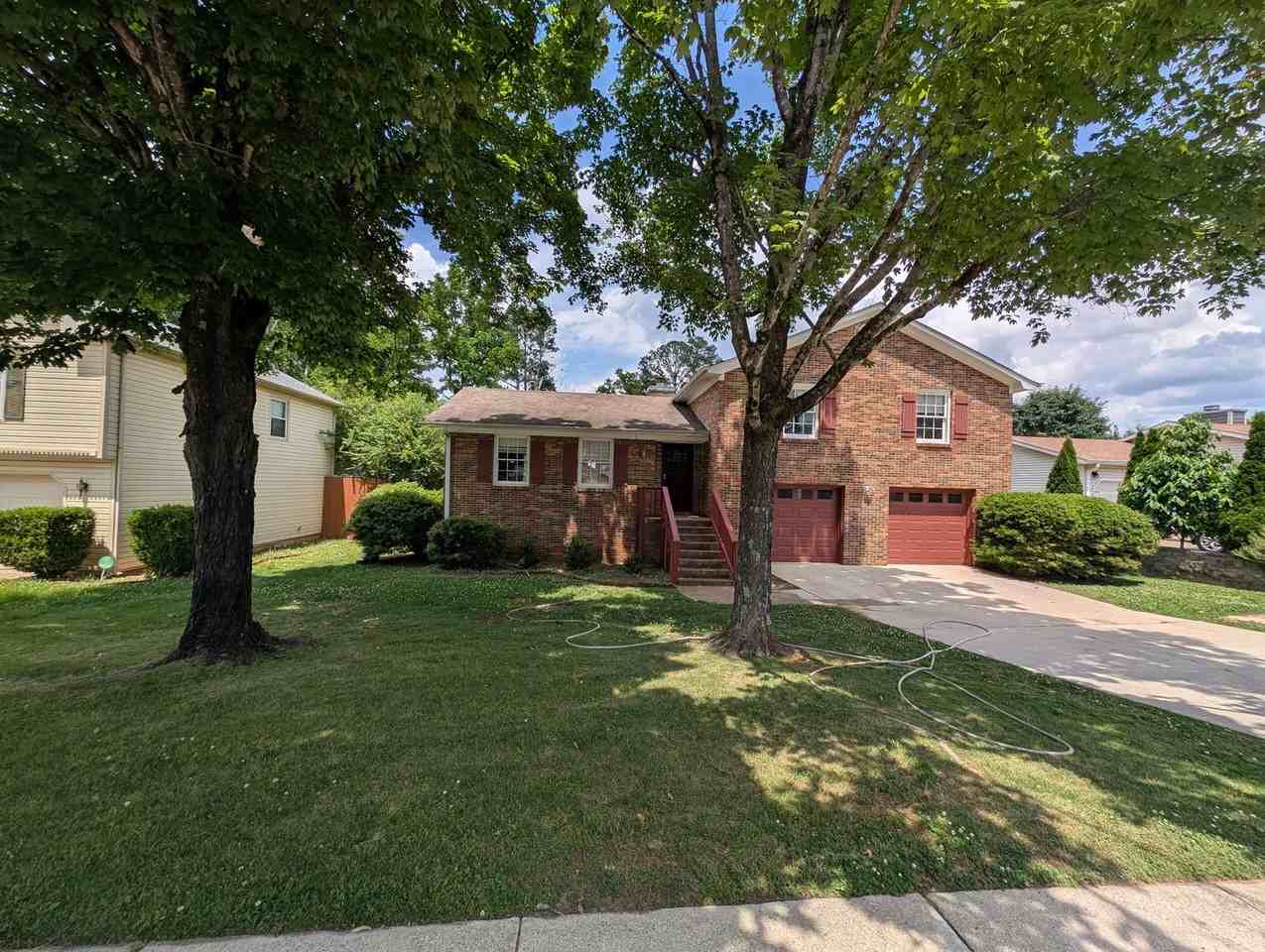 1060 Sandy Springs Rd Nw - Photo 2 of 32