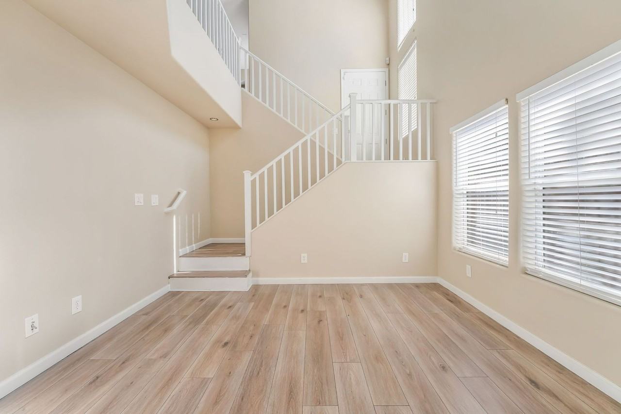 6446 Oak Savanna Ct - Photo 3 of 23