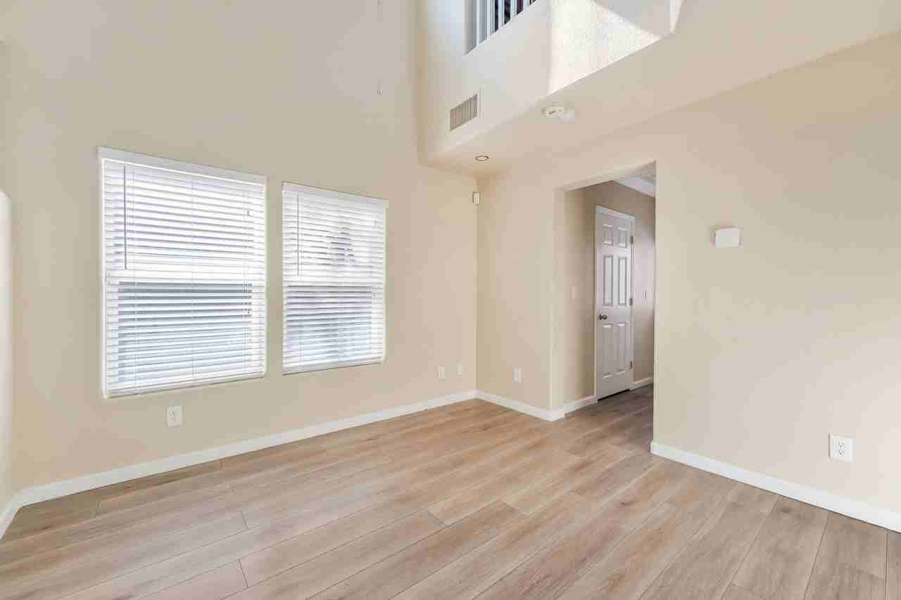 6446 Oak Savanna Ct - Photo 4 of 23