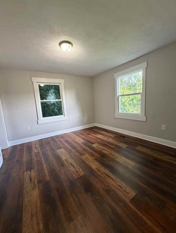 337 Murrell St - Photo 7 of 14