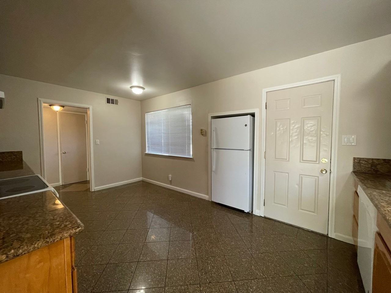 2649 Aramon Dr - Photo 6 of 32