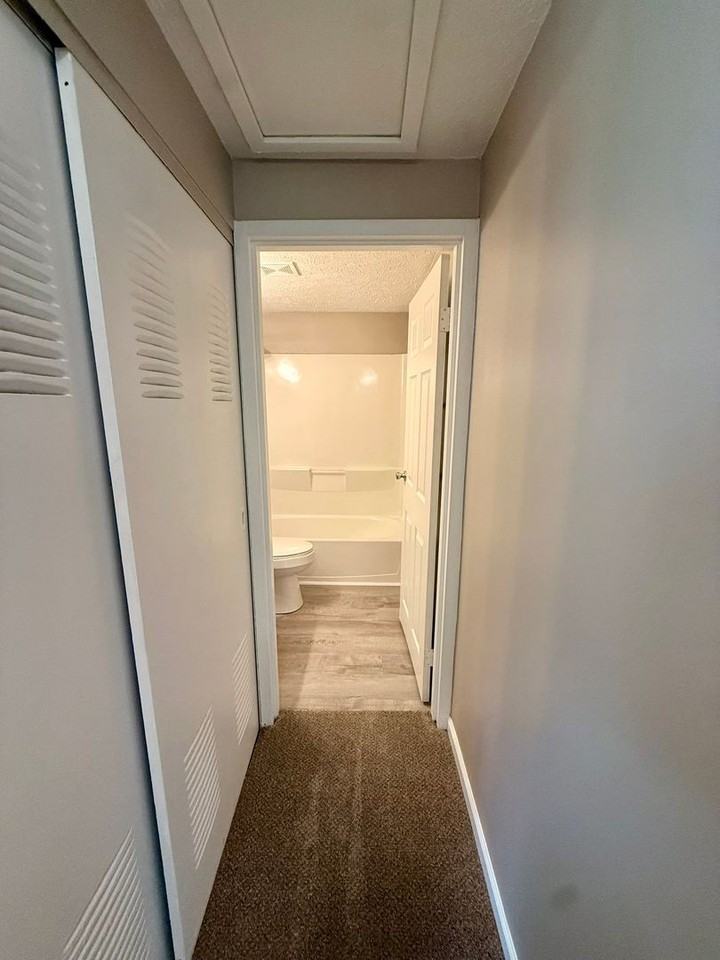 1643 Archdeacon Ct - Photo 4 of 13