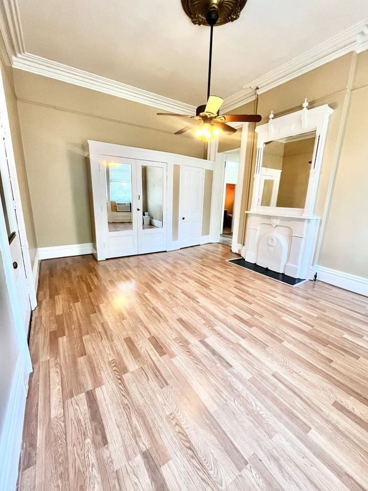 1128 S. 3rd - Photo 4 of 19