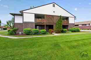 34632 Mercer - Photo 1 of 1