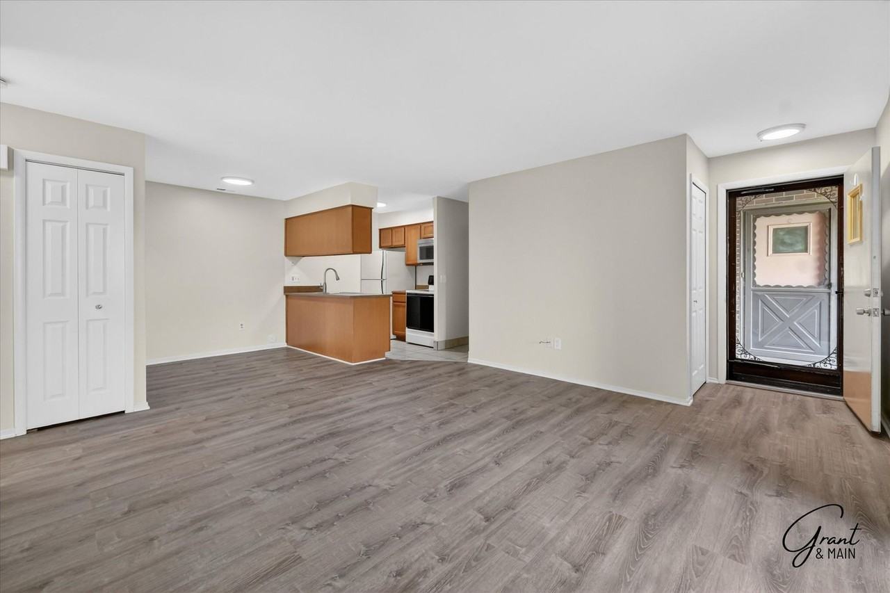 34632 Mercer - Photo 5 of 27