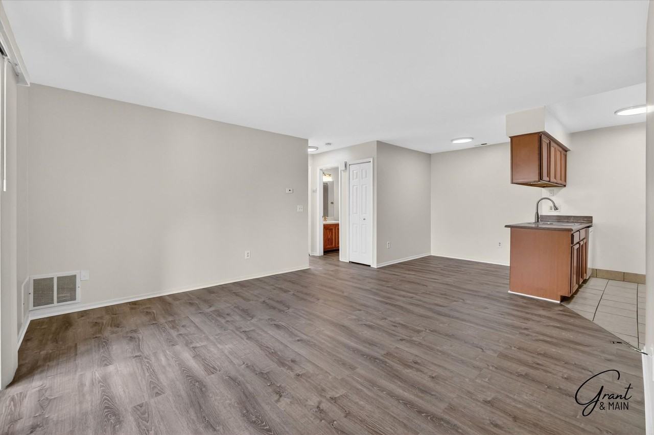 34632 Mercer - Photo 6 of 27