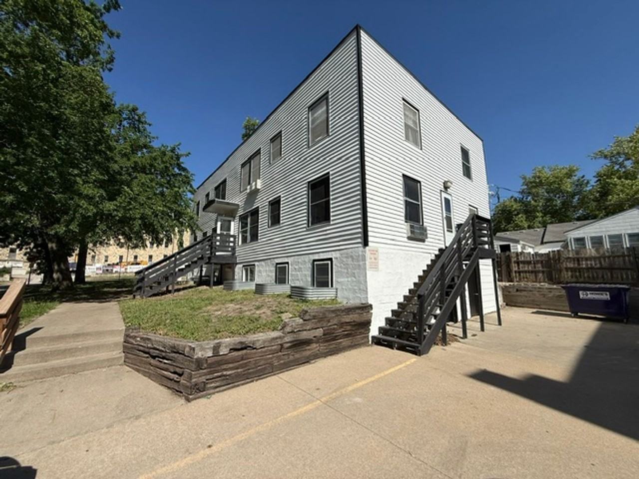 1228 Ratone St - Photo 2 of 13