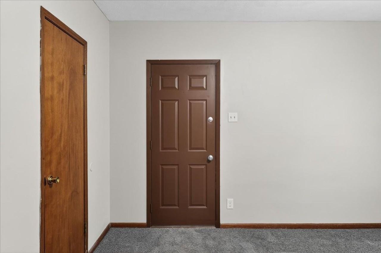 4521 Shenandoah Ave - Photo 2 of 24