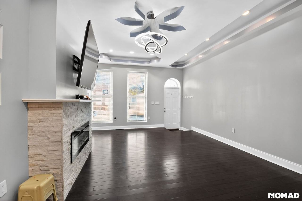 118 S Fulton Ave - Photo 2 of 34