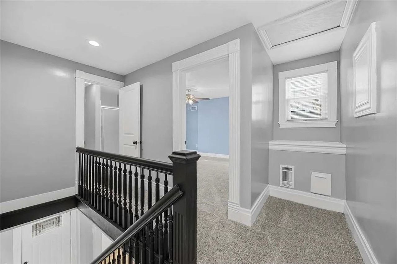 300 Western Ave - Photo 6 of 20