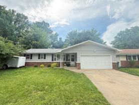825 S Luster Ave - Photo 1 of 1