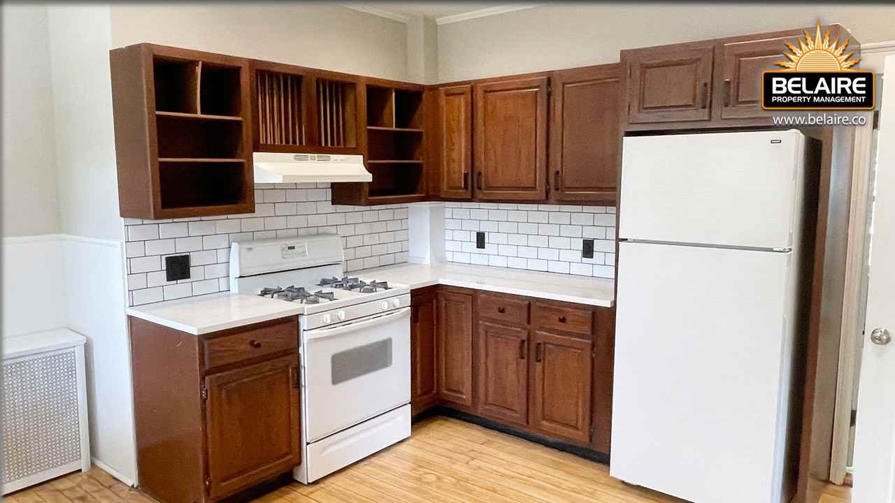 10 Otis St - Photo 3 of 45
