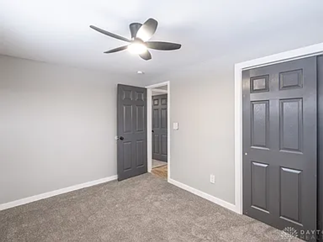 3781 Keswick Ln - Photo 2 of 20