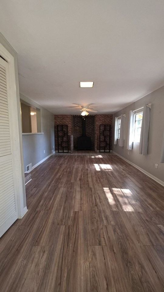 2781 Schaller Rd - Photo 4 of 23