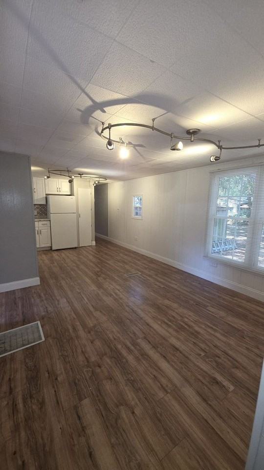 2781 Schaller Rd - Photo 7 of 23