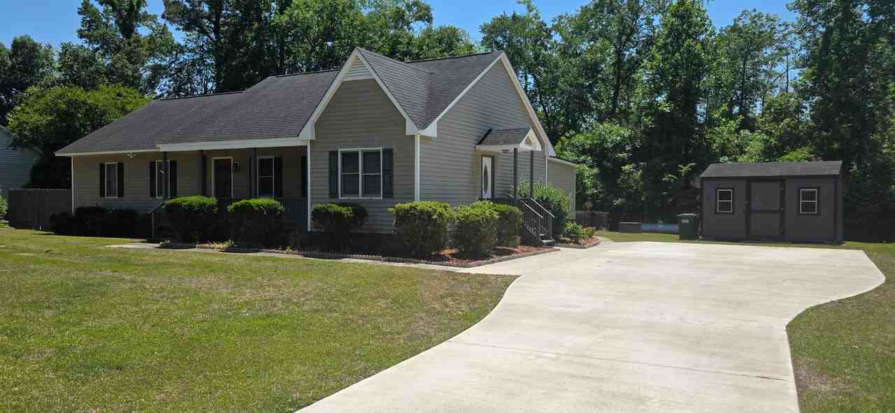 113 Lakeland Dr - Photo 4 of 50