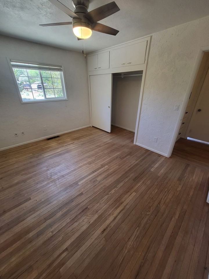 3602 Green Acre Dr - Photo 6 of 10
