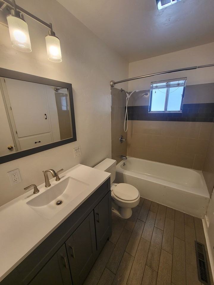 3602 Green Acre Dr - Photo 7 of 10