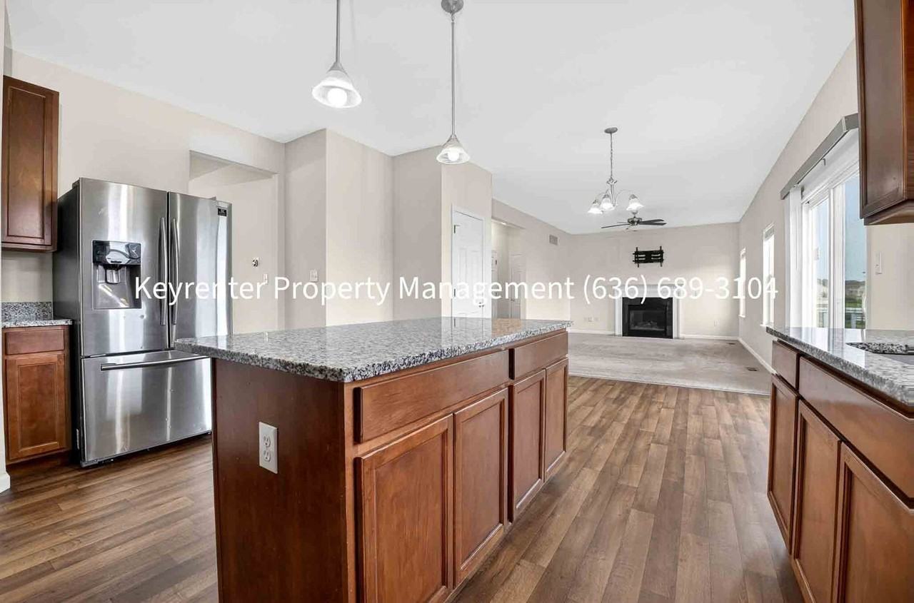 229 Charlestowne Place Dr - Photo 6 of 45