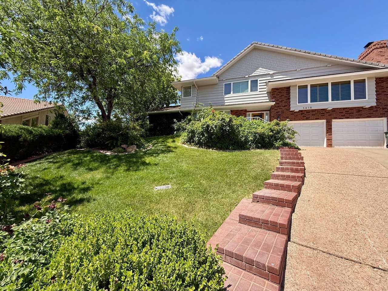 1415 Hopi Cir - Photo 2 of 50