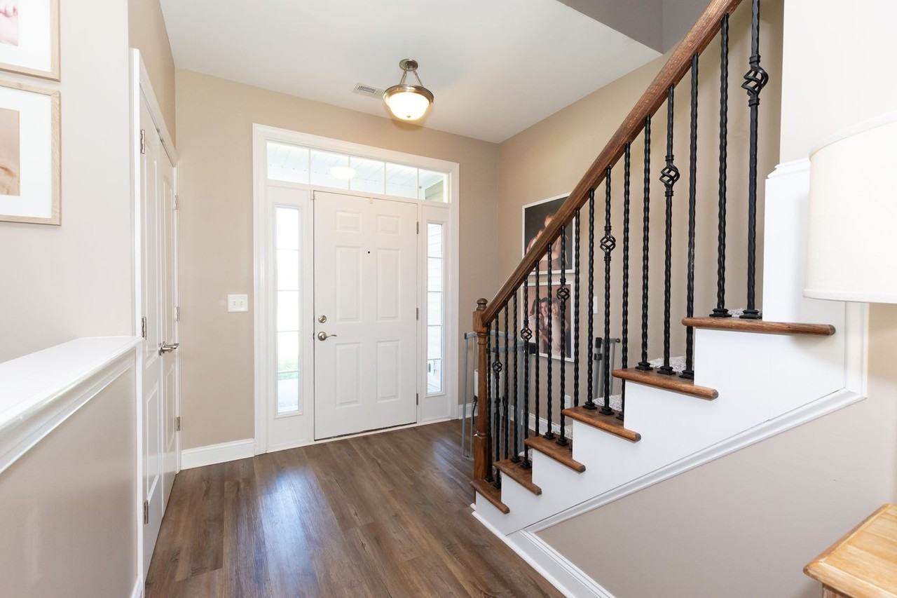 193 River Winding Rd - Photo 3 of 50