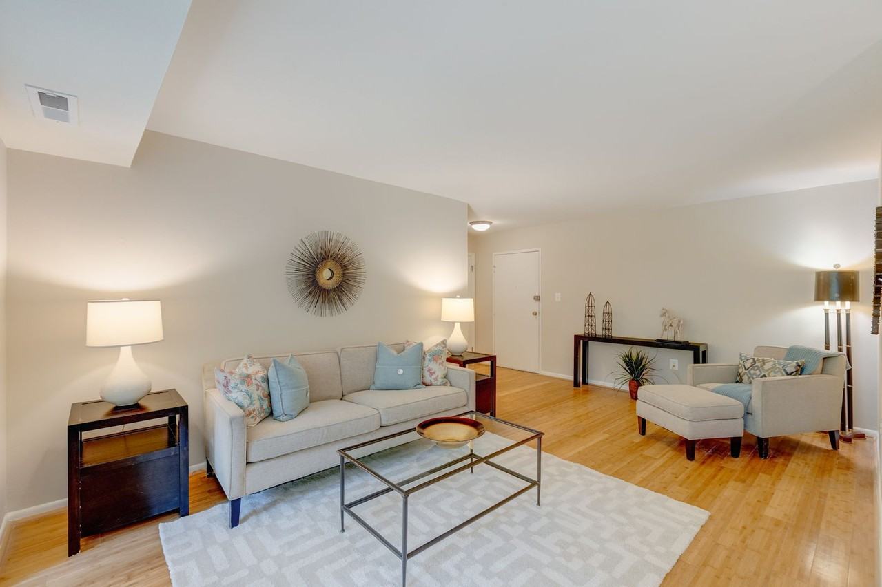 6135 Leesburg Pike #101 - Photo 3 of 49