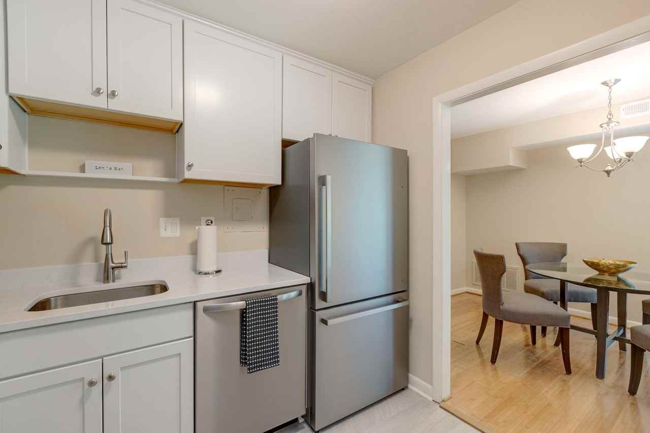 6135 Leesburg Pike #101 - Photo 5 of 45