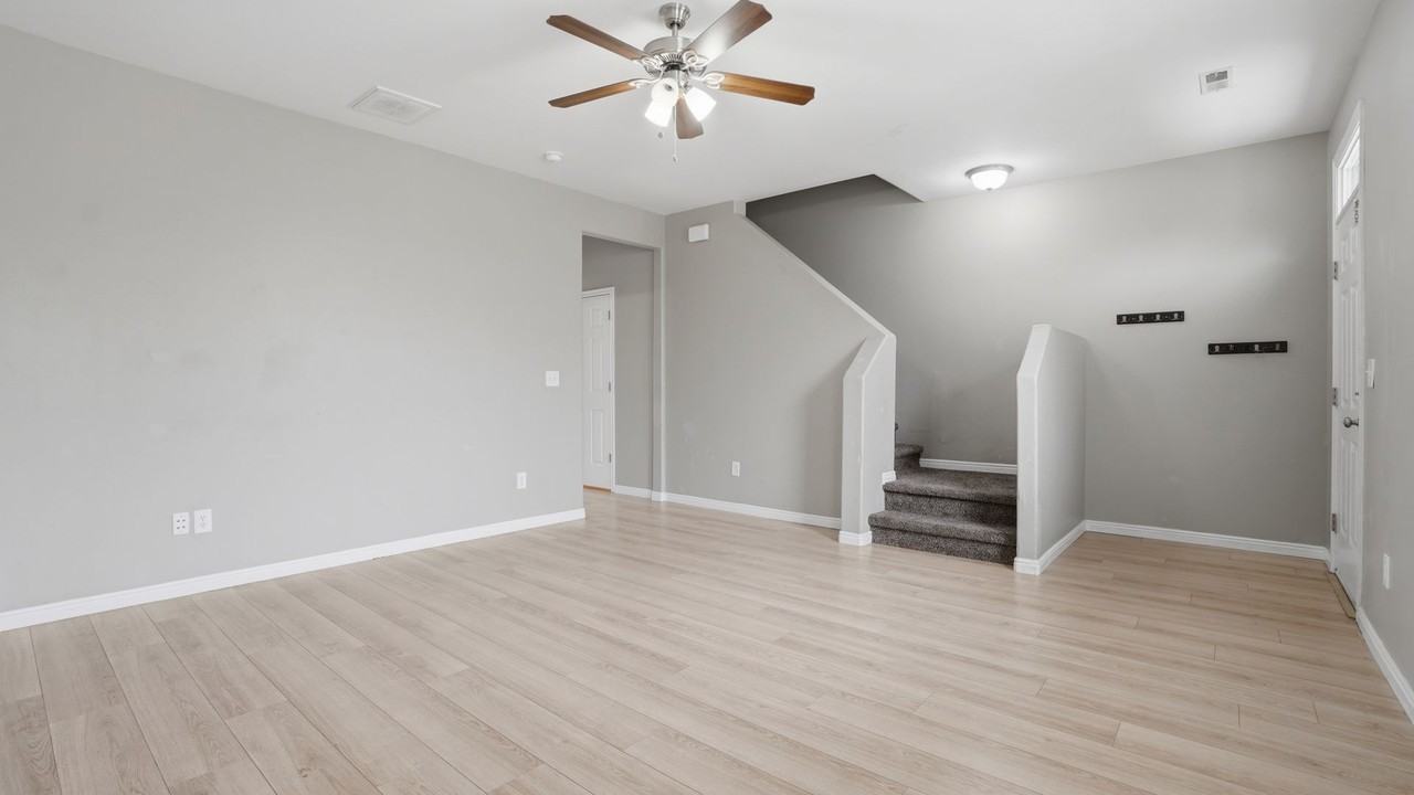 11782 S Zephyr Way - Photo 6 of 33