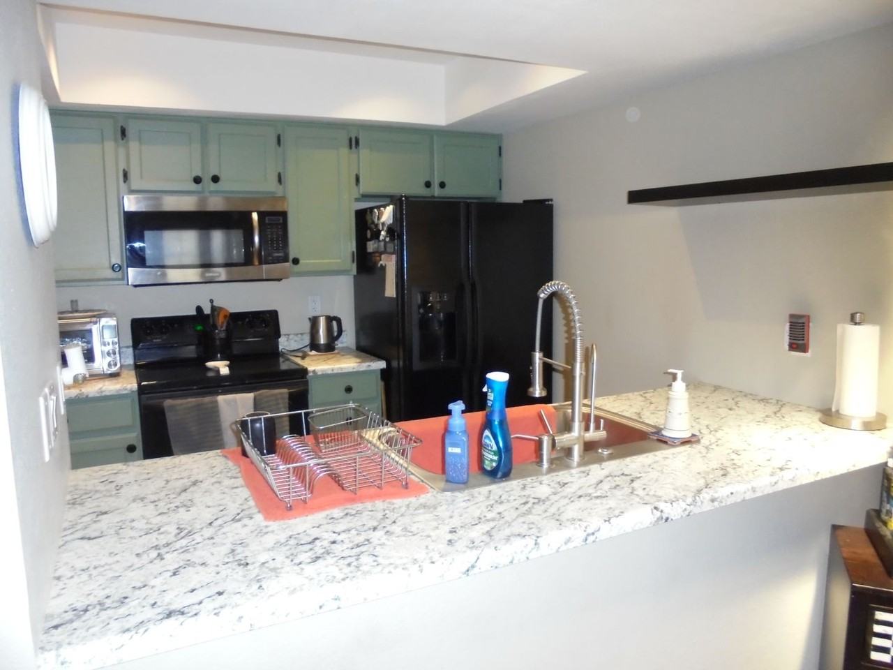633 W Southern Ave #A - Photo 3 of 7