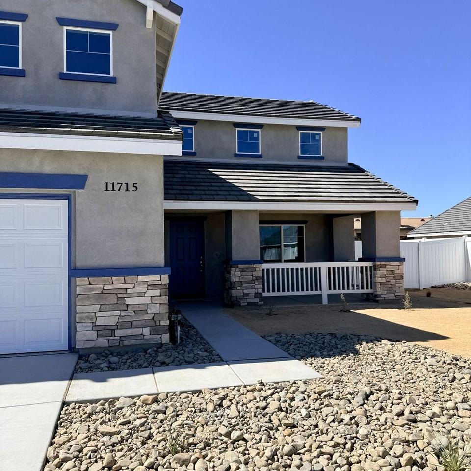 11715 Sebastian St - Photo 2 of 32