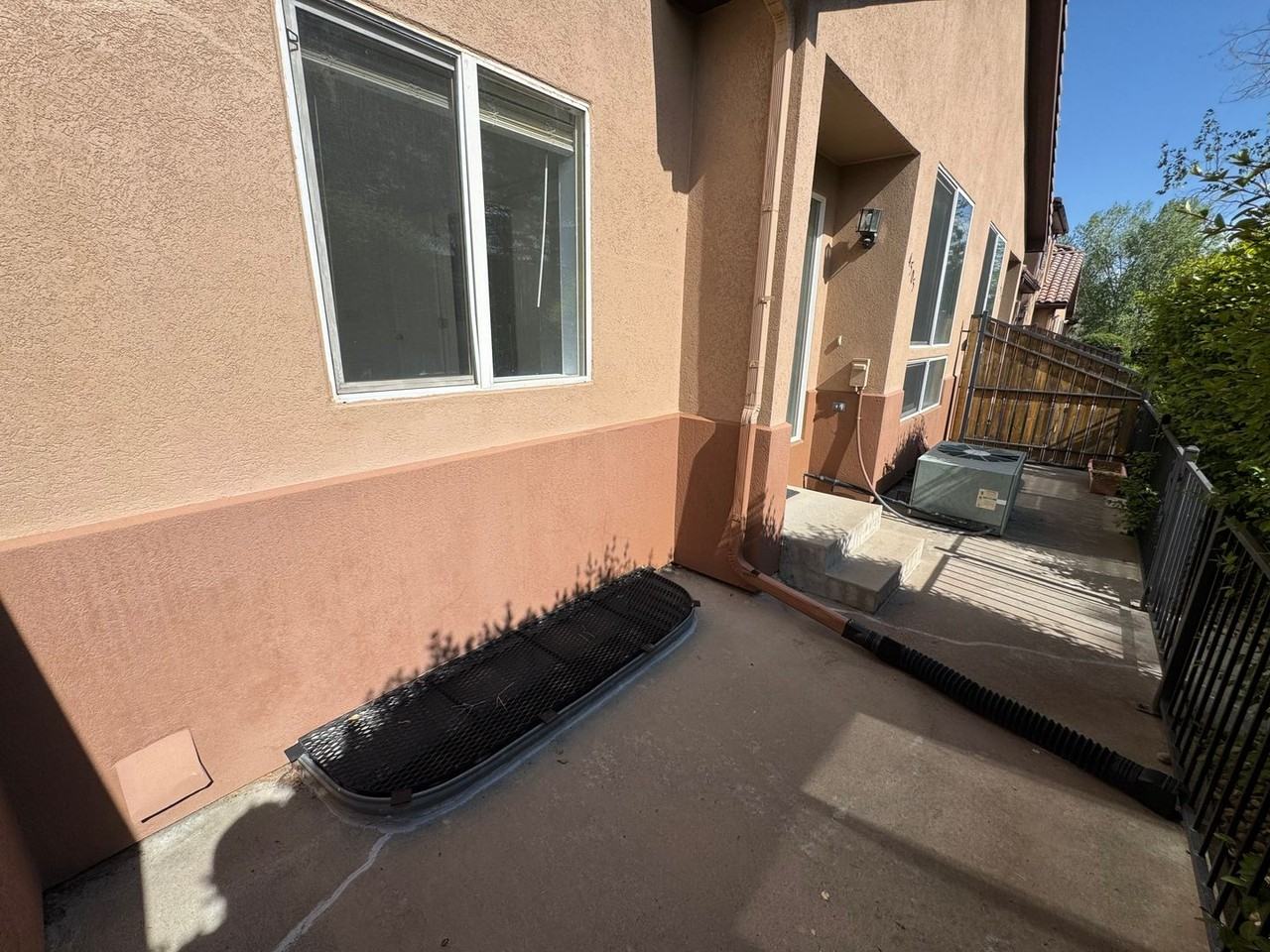 4505 S Auckland Ct - Photo 3 of 28