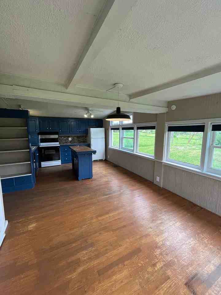 4069 Bullitt Rd - Photo 2 of 25