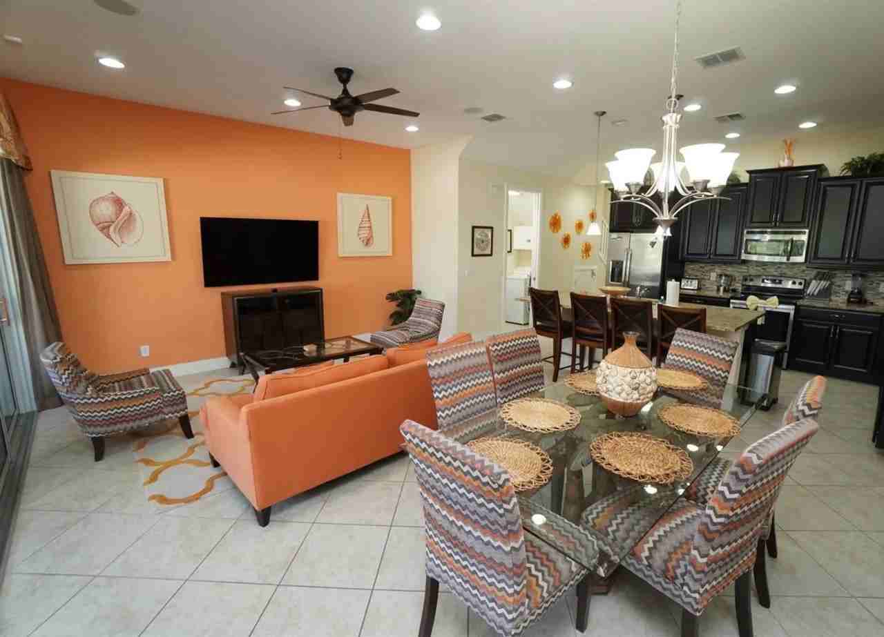 510 Captiva Dr - Photo 3 of 29