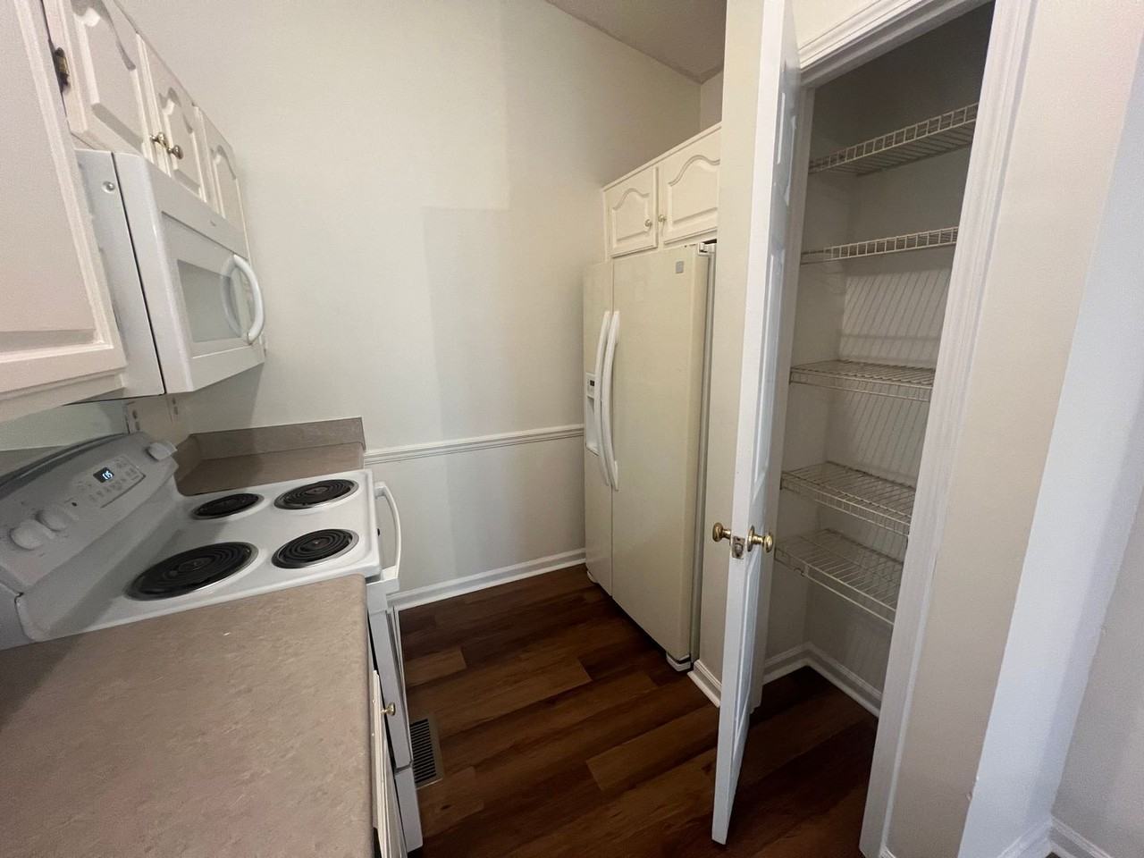 1023 Yellowhammer Ln - Photo 5 of 24