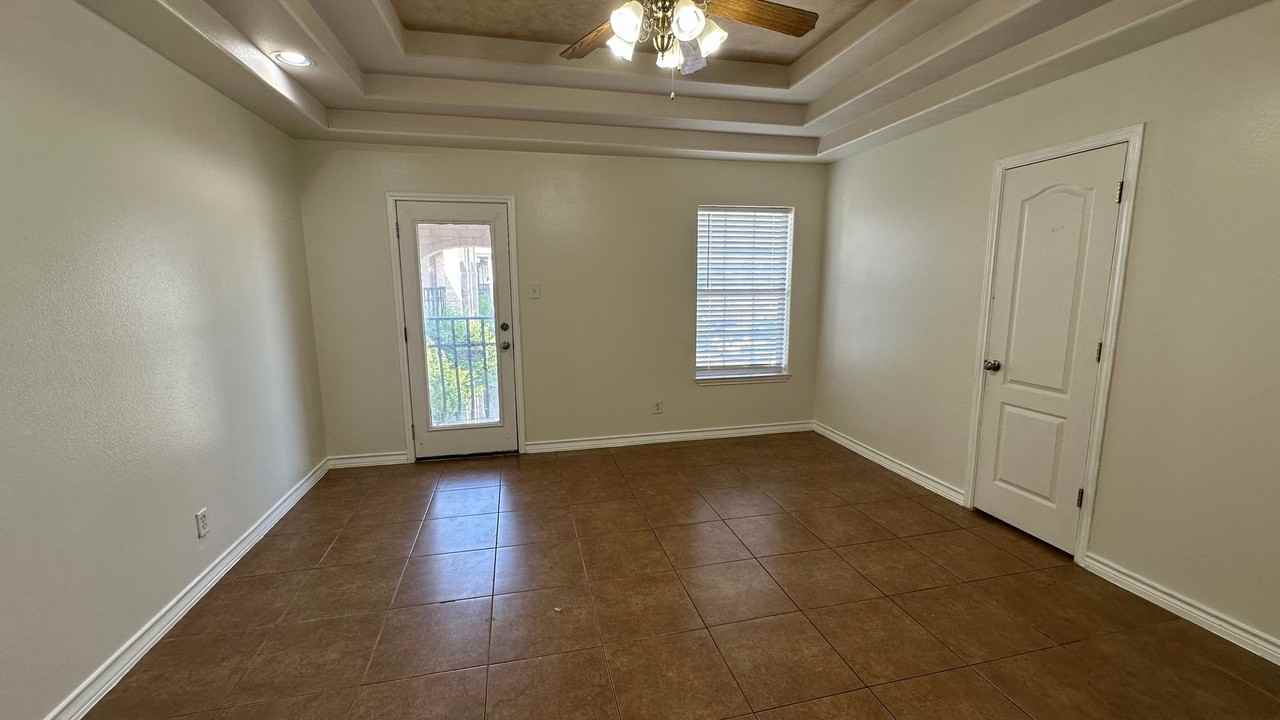 8416 Springfield Ave #7 - Photo 7 of 10