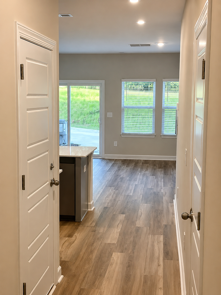 867 Ernest Ln - Photo 5 of 8
