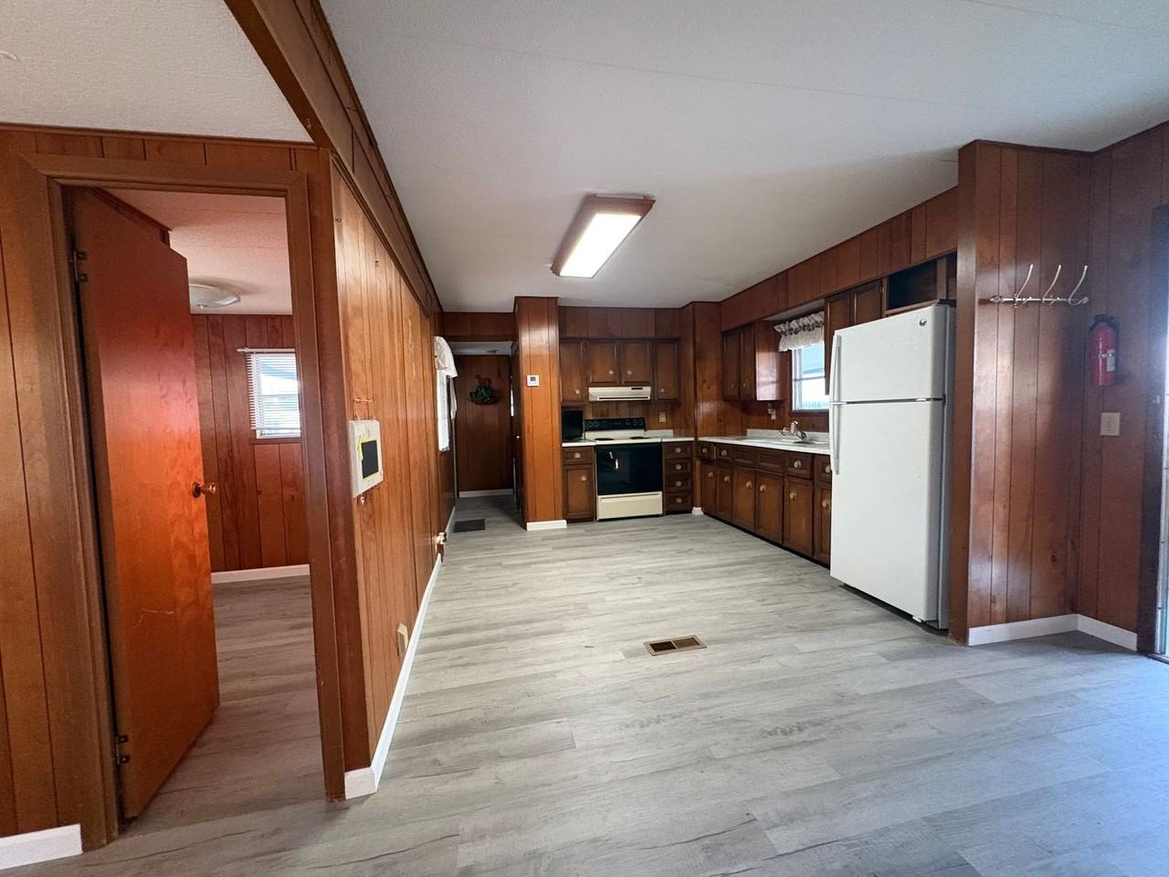 37925 Date Palm Dr - Photo 3 of 8