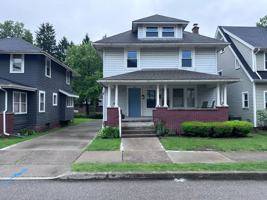featured image of 230 1/2 Clark Ave