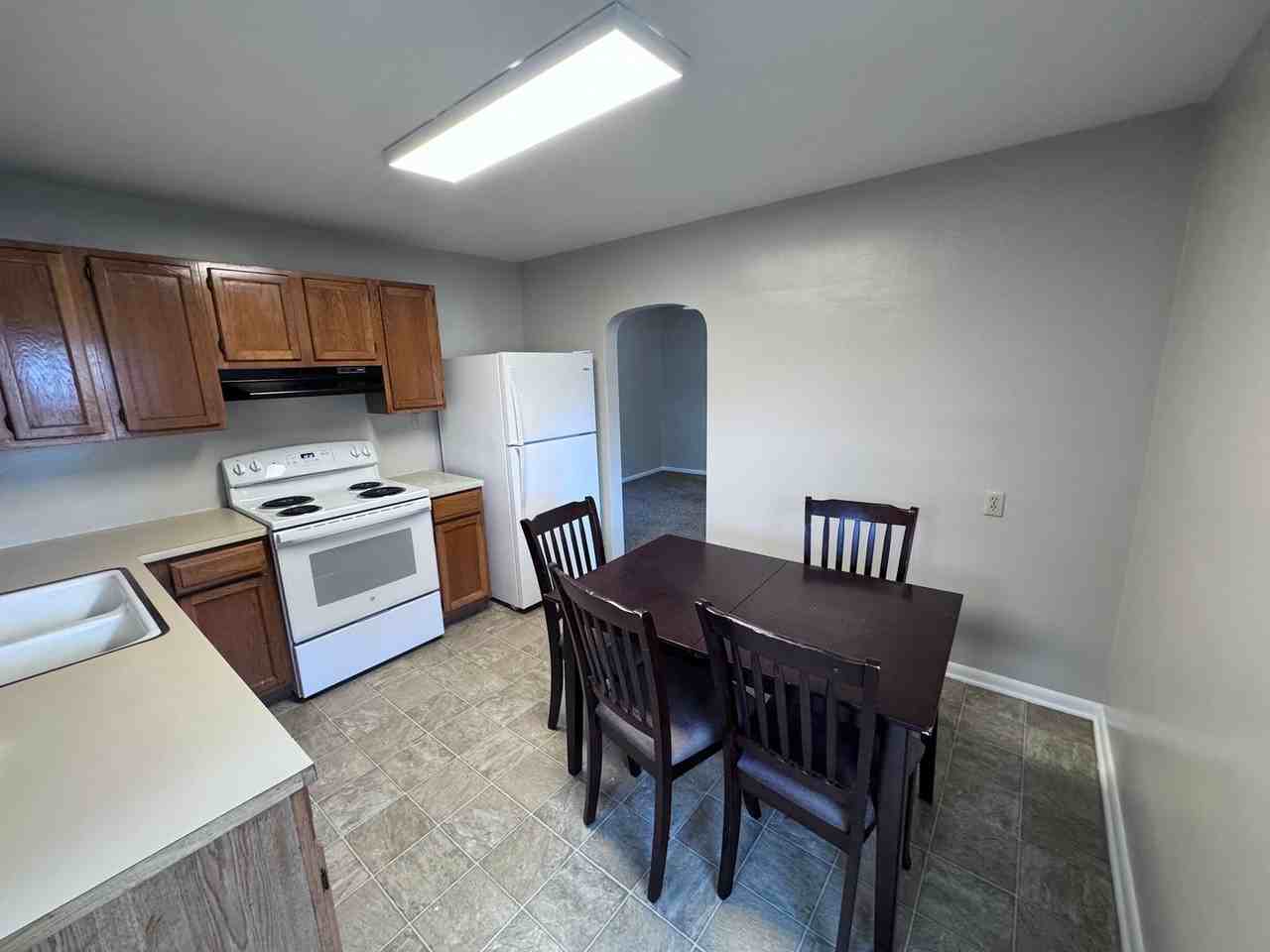 230 1/2 Clark Ave - Photo 6 of 8