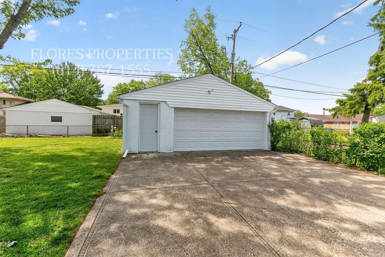 5575 Karl Rd - Photo 4 of 18