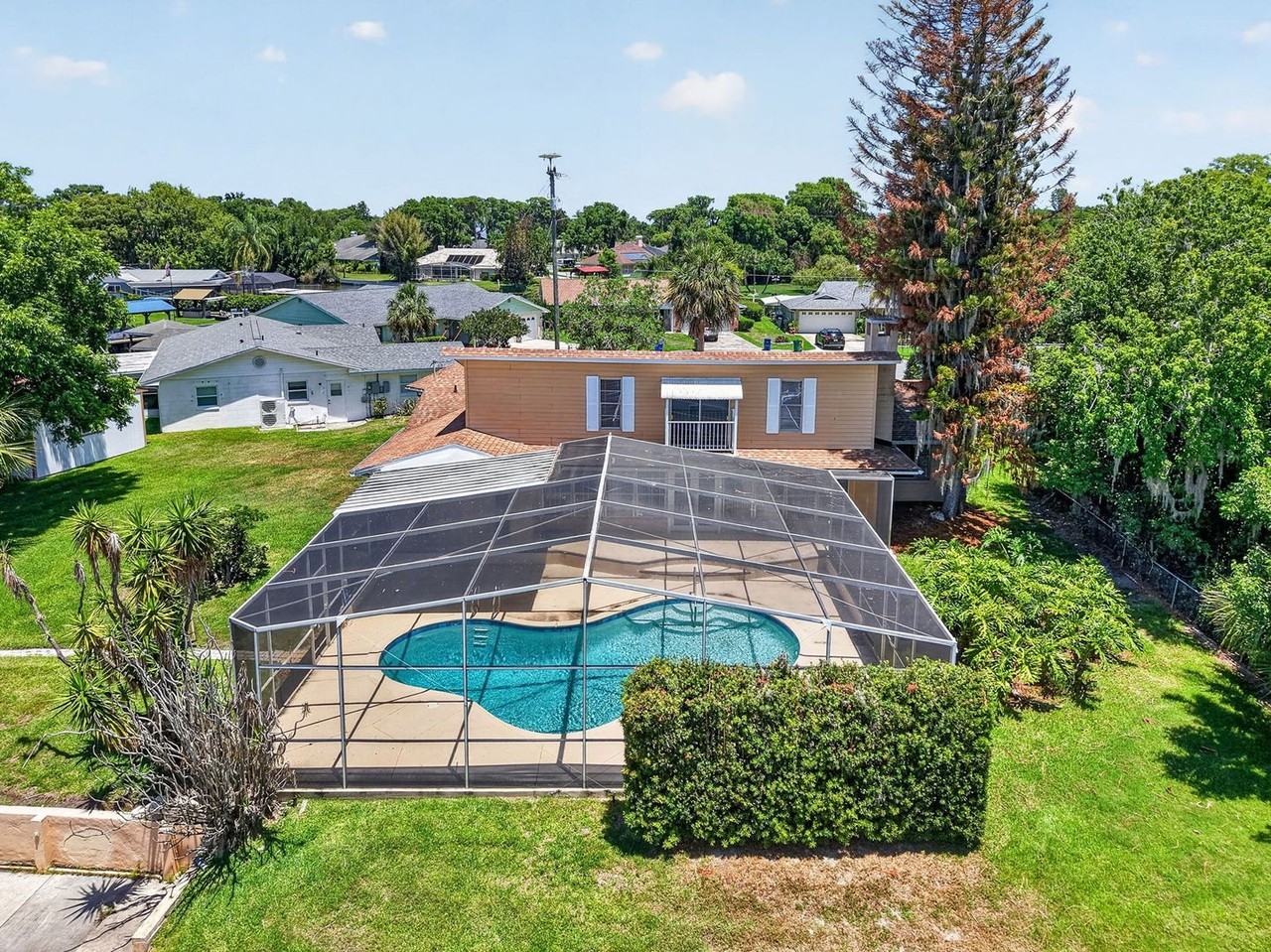 1627 Canal Ct - Photo 6 of 41
