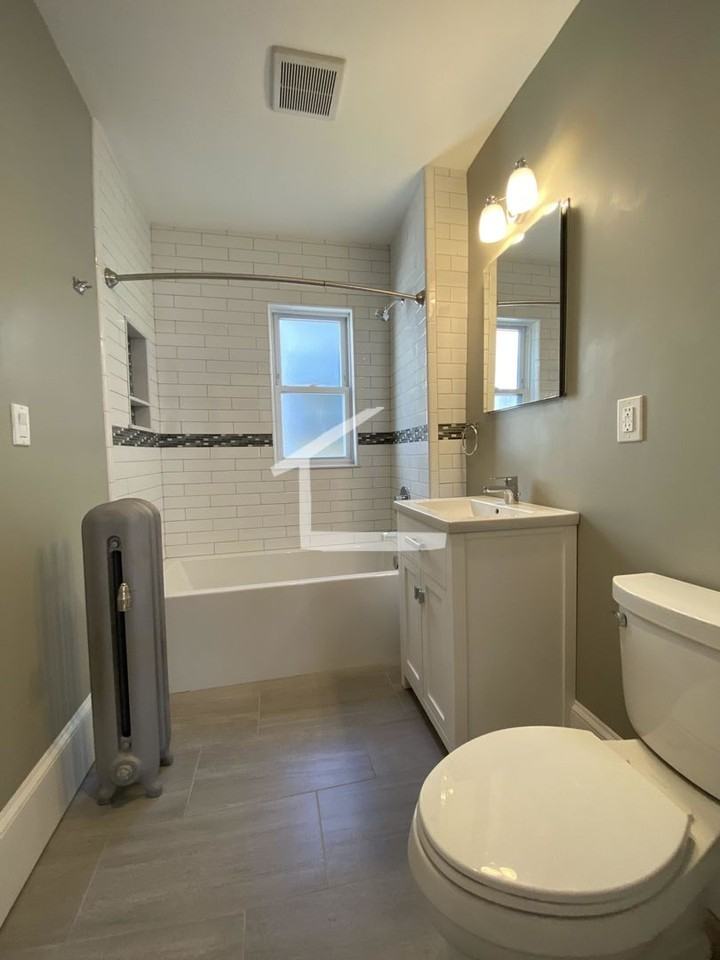 324 Tappan St - Photo 7 of 7