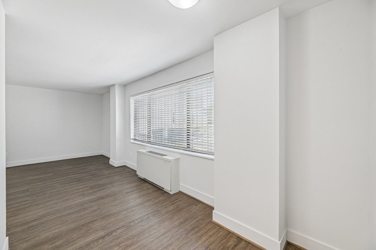 2620 16th Street Apartments - Photo 6 of 37